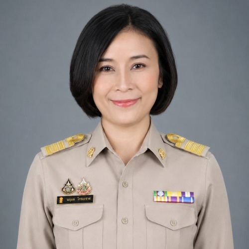 นางสาวนฤมล ไกรยะราช