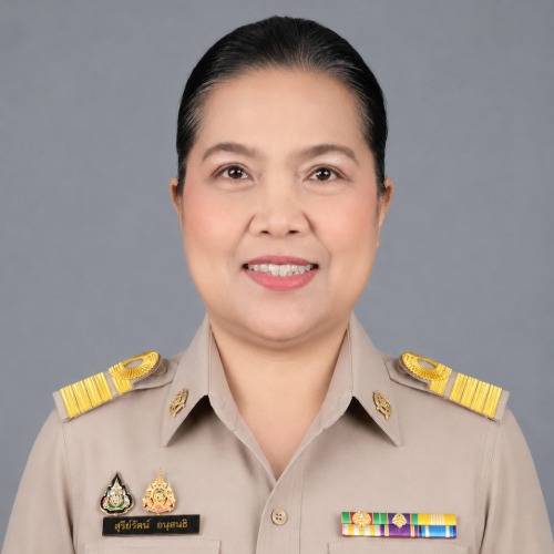 นางสุรีย์รัตน์ อนุสนธิ