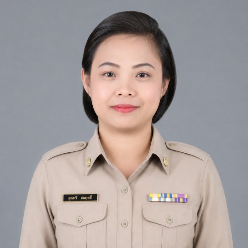 นางสุนทรี สมฤทธิ์